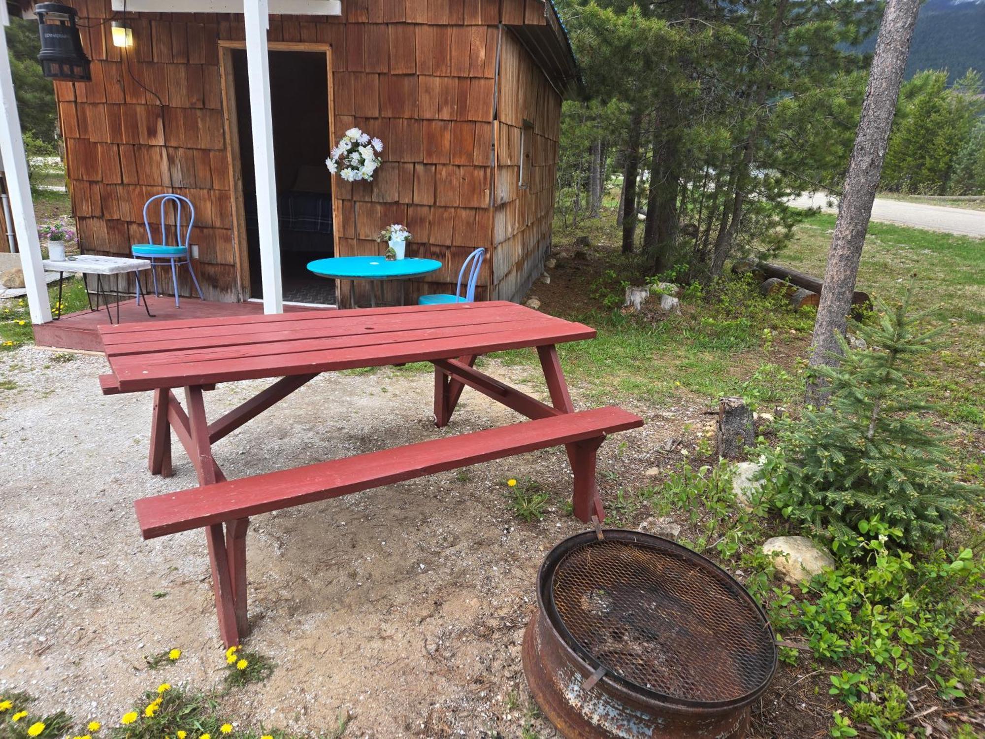 蓝河小屋及露营地 布卢里弗 外观 照片
